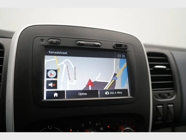 OPEL Vivaro 2700 Fou Swb (2015) — foto 9 van 20