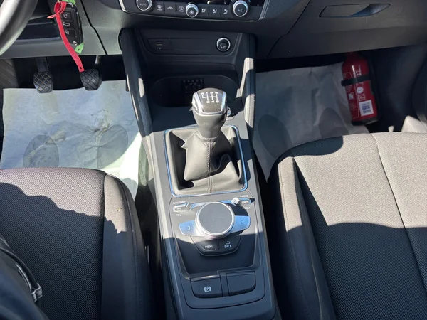 AUDI Q2 (2021) — foto 3 van 21