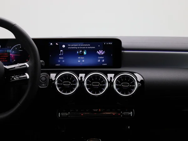 Mercedes-Benz CLA (2025) — foto 40 van 40