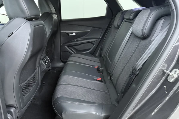 Peugeot 3008 (2019) — foto 21 van 22
