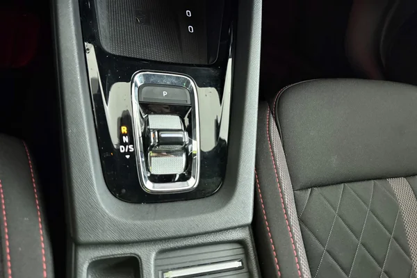 Skoda Octavia SW RS PHEV (2021) — foto 15 van 28