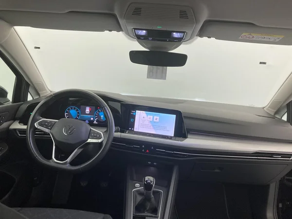 VOLKSWAGEN Golf VIII SW (2024) — foto 34 van 34