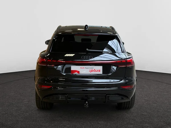 AUDI Q6 e-tron (2026) — foto 20 van 24