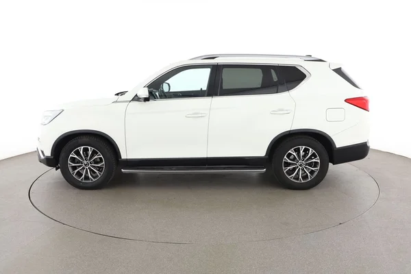 Ssangyong Rexton (2019) — foto 9 van 16