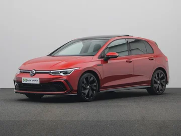 VOLKSWAGEN Golf VIII (2024)
