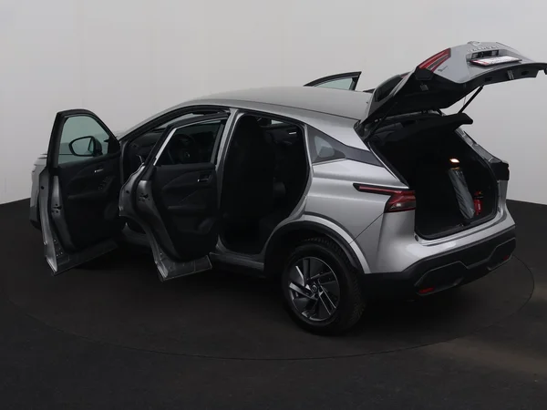 NISSAN Qashqai (2022) — foto 28 van 29