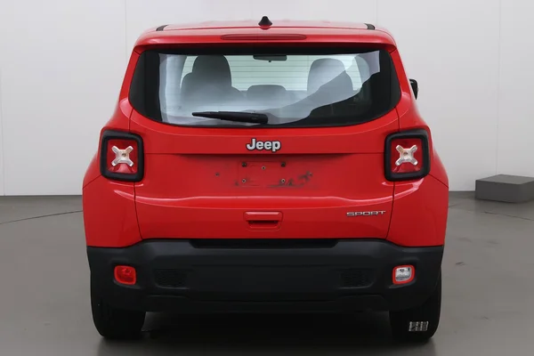 Jeep Renegade (2019) — foto 20 van 25