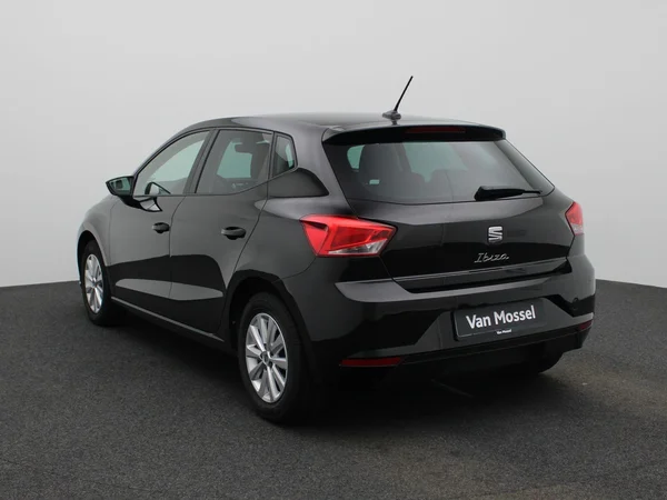 SEAT Ibiza (2023) — foto 12 van 39