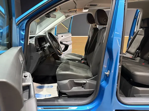 Volkswagen Caddy (2023) — foto 24 van 25