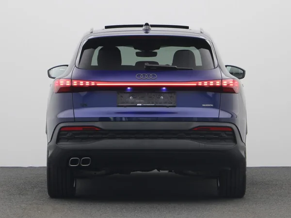 AUDI Q5 Dsl (2025) — foto 21 van 24