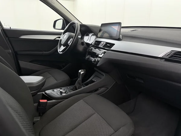 BMW X1 (2022) — foto 3 van 34