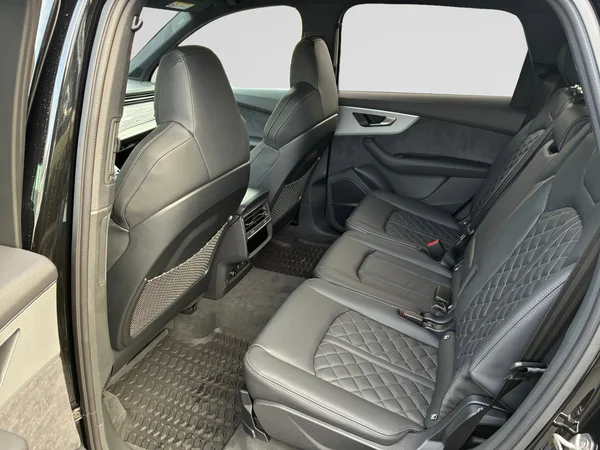 AUDI Q7 (2025) — foto 10 van 23