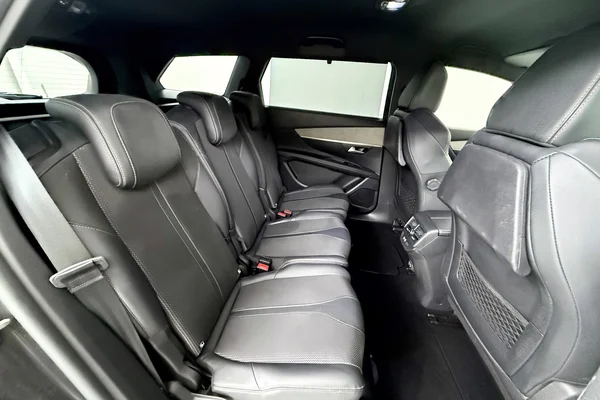 Peugeot 5008 (2022) — foto 11 van 30
