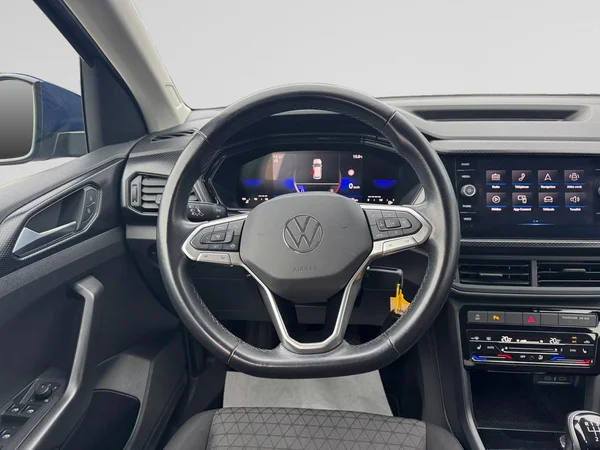 VOLKSWAGEN T-Cross (2023) — foto 12 van 16