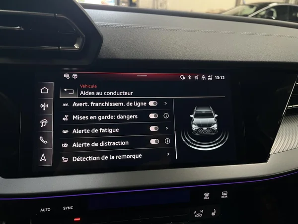 AUDI A3 Sportback (2025) — foto 8 van 21