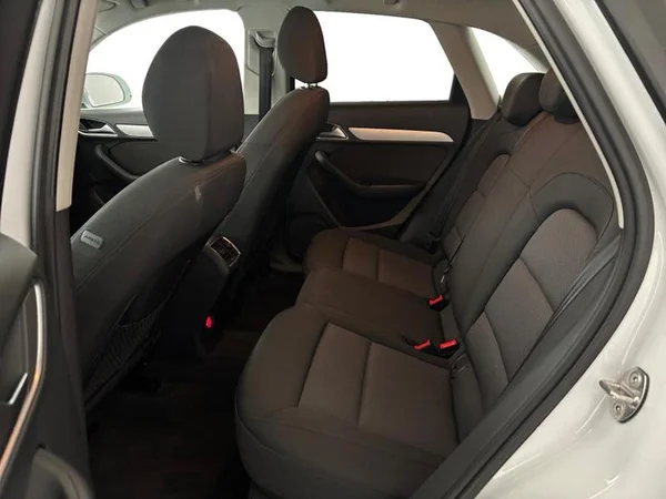 AUDI Q3 Dsl (2018) — foto 8 van 25