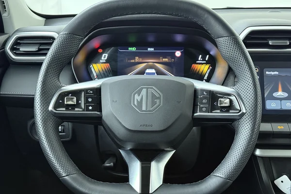 MG Zs (2025) — foto 2 van 21