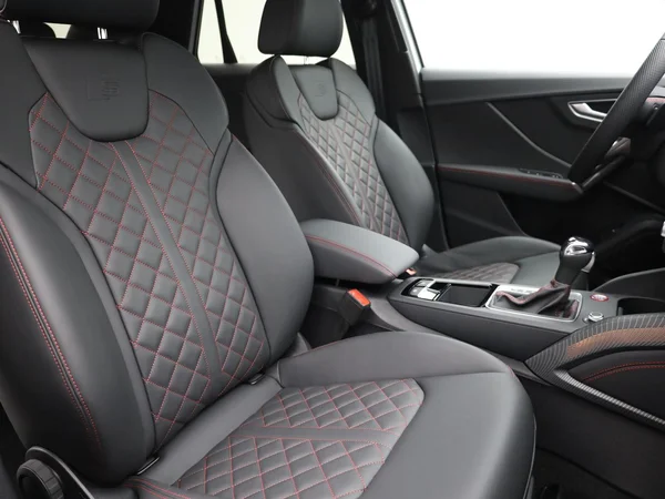 AUDI SQ2 (2025) — foto 19 van 24