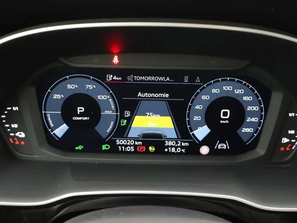 Audi Q3 (2024) — foto 19 van 27