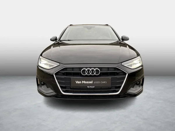 Audi A4 (2022) — foto 12 van 20