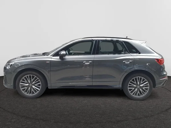 AUDI Q3 (2019) — foto 12 van 22