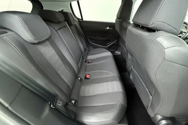 Peugeot 308 (2020) — foto 6 van 30