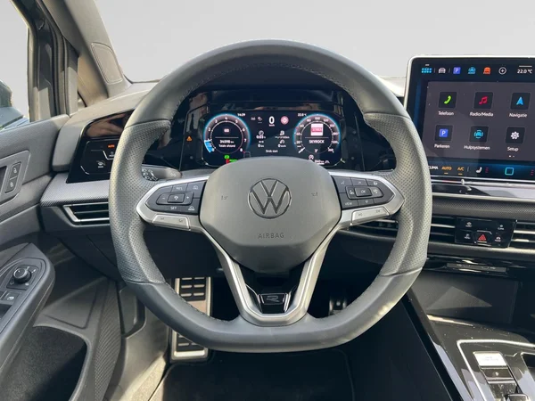 VOLKSWAGEN Golf VIII (2025) — foto 5 van 24