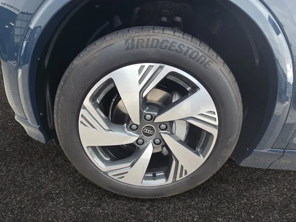 AUDI Q6 Sportback e-tron (2026) — foto 11 van 24