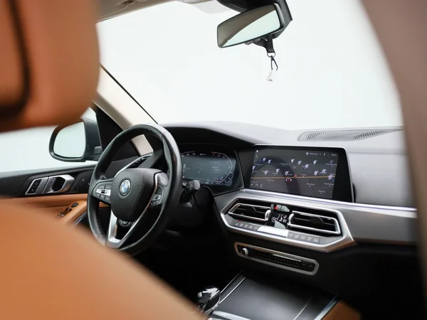 BMW X5 (2020) — foto 32 van 45