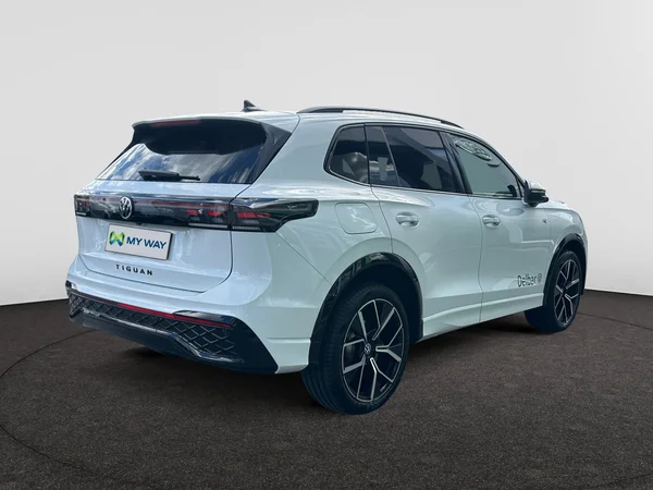 VOLKSWAGEN Tiguan eHybrid (PHEV) (2025) — foto 12 van 24