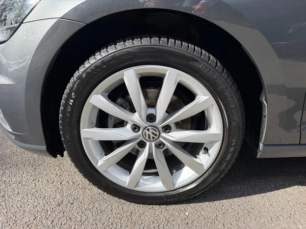 VOLKSWAGEN Golf VII Dsl (2018) — foto 4 van 21