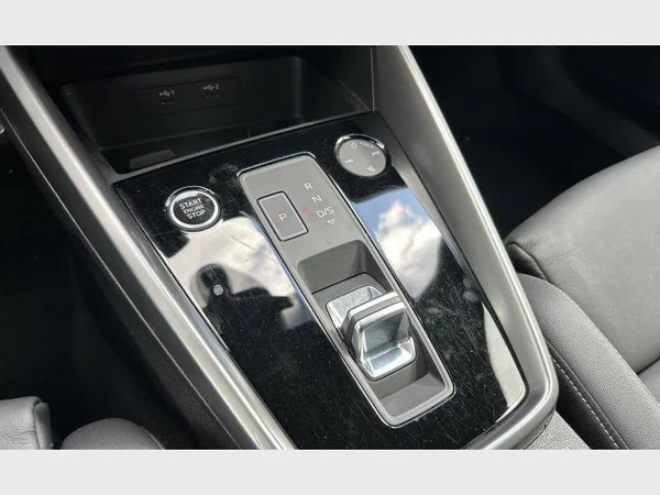 Audi A3 Sportback (2024) — foto 11 van 32
