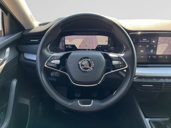 SKODA Octavia (2021) — foto 21 van 21