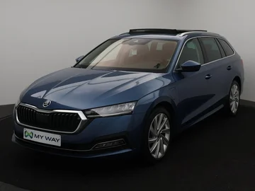 SKODA Octavia Combi PHEV (2021)