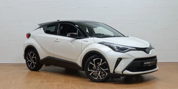Toyota C-HR (2021) — foto 12 van 26