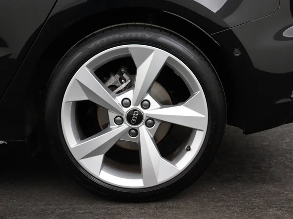 AUDI A3 Sportback (2025) — foto 14 van 18