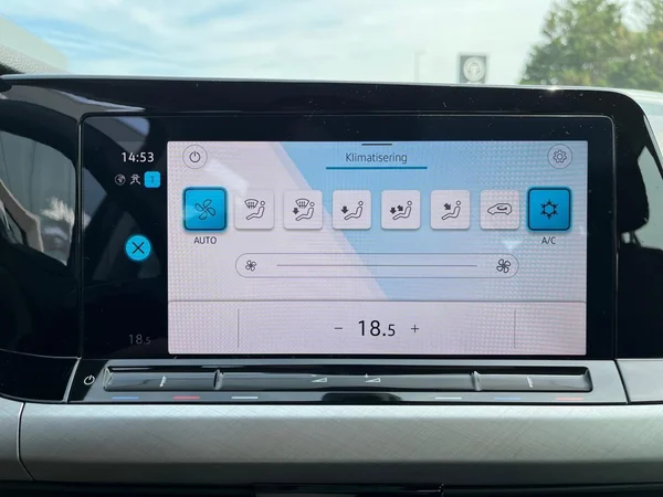 VOLKSWAGEN Golf VIII SW (2021) — foto 6 van 22