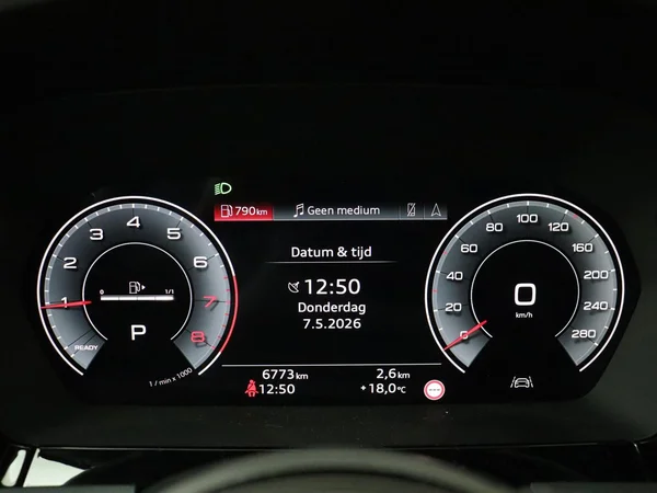 AUDI A3 Sportback (2025) — foto 3 van 18