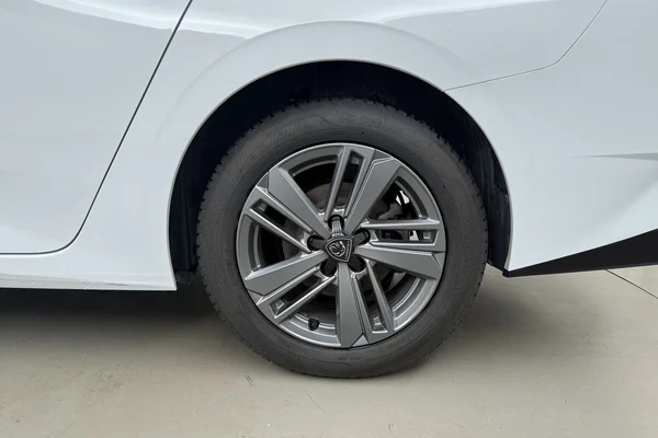 Peugeot 308 SW (2024) — foto 15 van 18