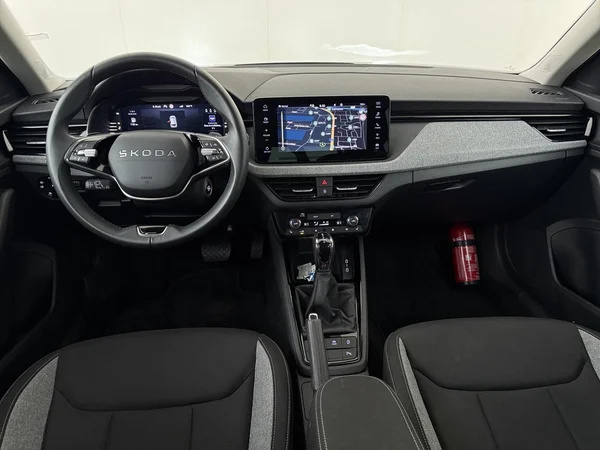 SKODA Kamiq (2025) — foto 13 van 18