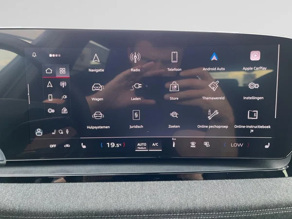 AUDI Q6 e-tron (2025) — foto 3 van 22