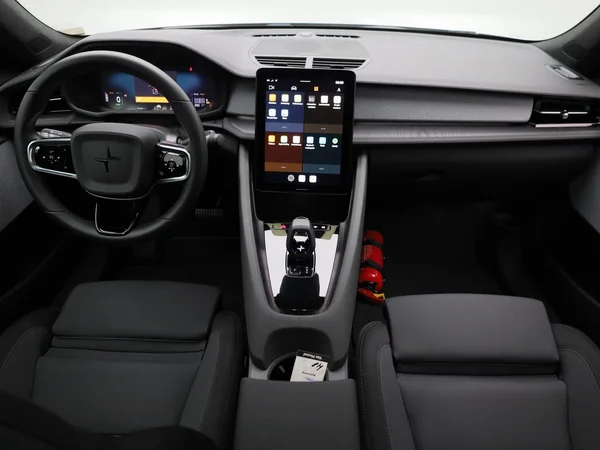 Polestar 2 (2022) — foto 39 van 40