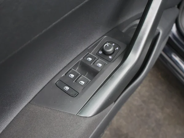 Volkswagen Taigo (2024) — foto 14 van 27