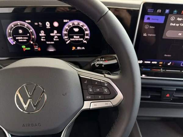 Volkswagen Tiguan — foto 7 van 25