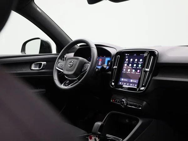 Volvo XC40 (2023) — foto 29 van 45
