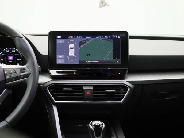 SEAT Leon (2023) — foto 3 van 38