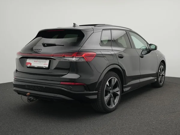 AUDI Q4 e-tron (2025) — foto 12 van 30