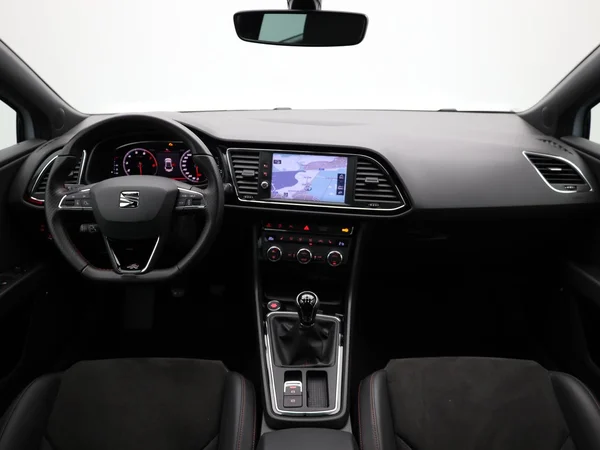 SEAT Leon (2020) — foto 21 van 22