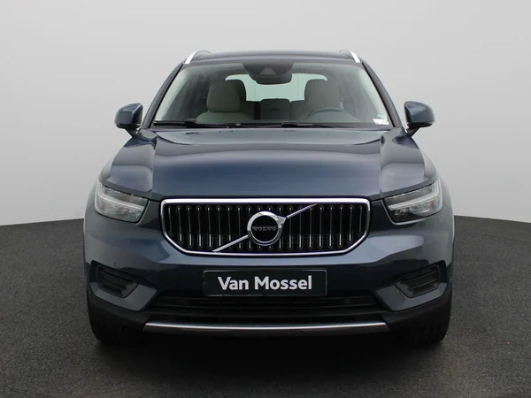 Volvo XC40 (2022) — foto 23 van 44