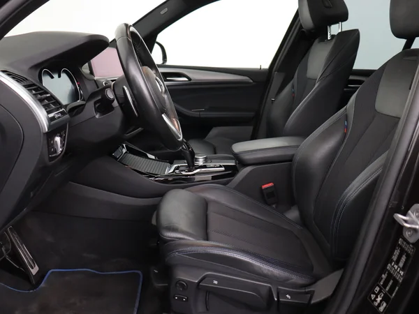BMW X3 (2019) — foto 2 van 31